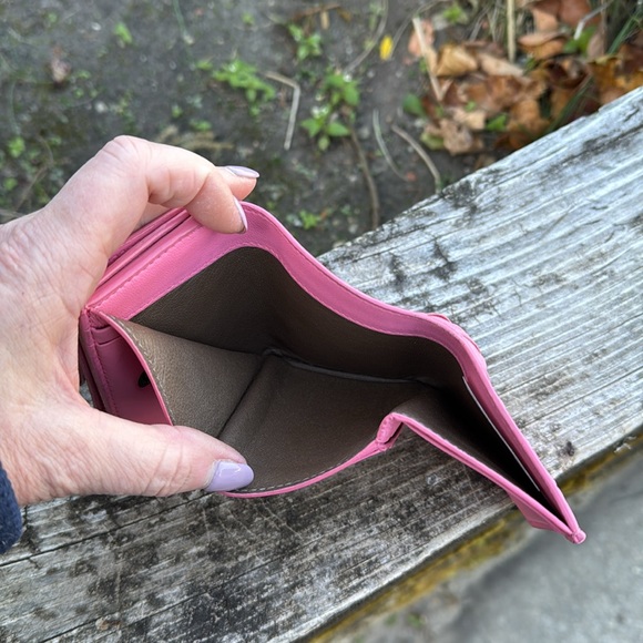 BottegaVeneta Intrecciato Compact leather wallet Pink Rank 9 outta 10 - Picture 5 of 8